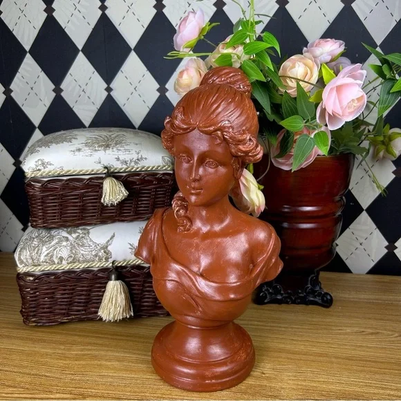 Tall Neoclassical Lady Bust 15" Sculpture Chalk-ware Vintage Luxury Décor - Picture 12 of 15